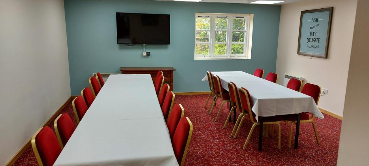 Meadow Farm Redditch By Marstons Inns 外观 照片