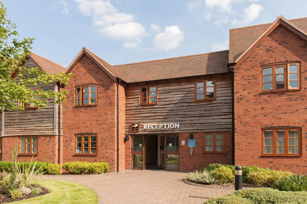 Meadow Farm Redditch By Marstons Inns 外观 照片