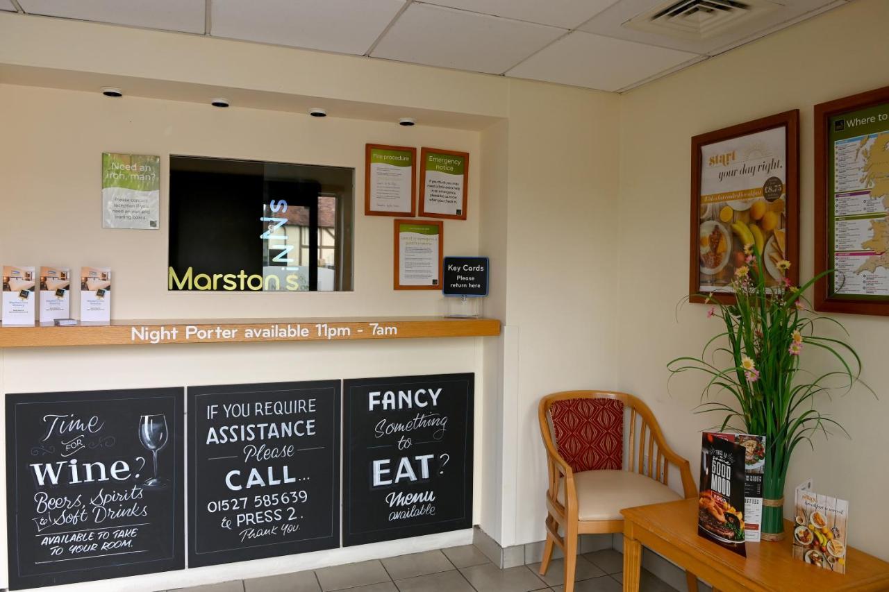 Meadow Farm Redditch By Marstons Inns 外观 照片