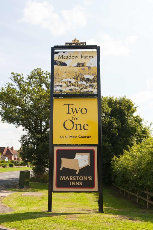 Meadow Farm Redditch By Marstons Inns 外观 照片